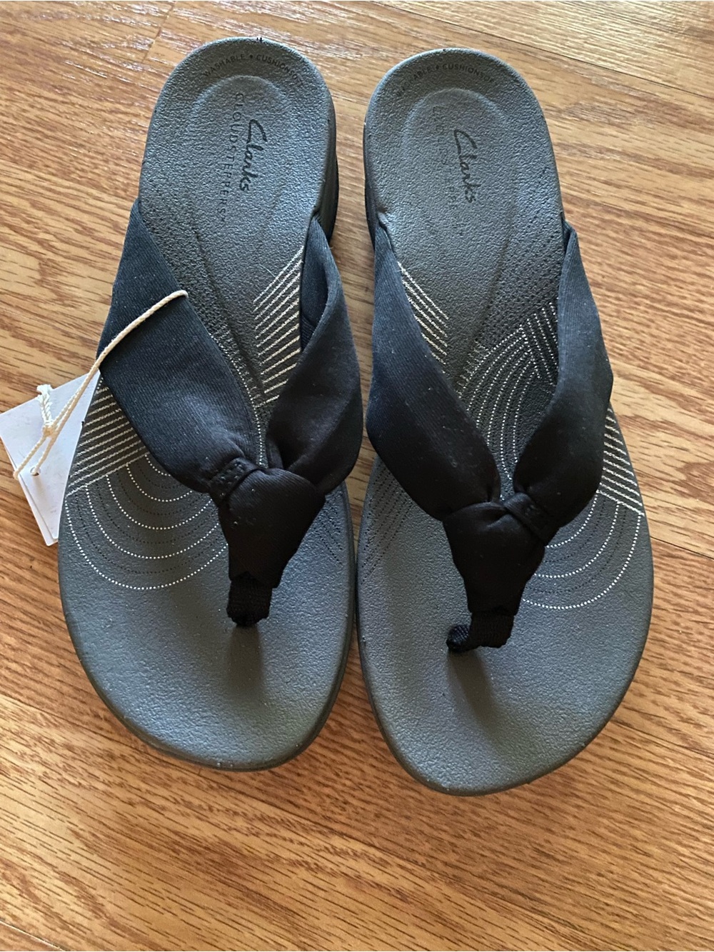 Clarks Black Fabric Knot Thong Sandals with Gray Footbed